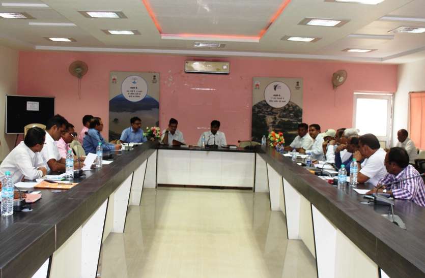 Create departmental officer effective action plan कम प्रगति और बैठक में नहीं आने वाले अधिकारियों को मिलेगी चार्जशीट