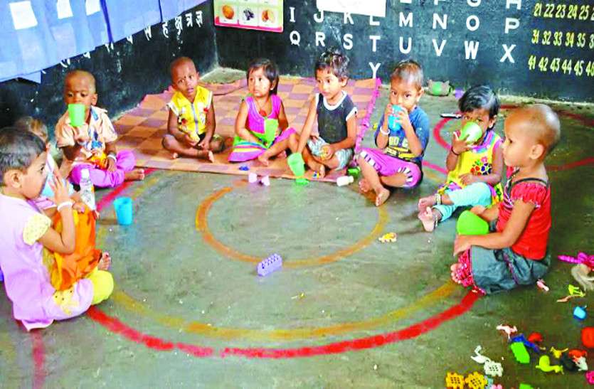 CG News बीमारी से बचाने सरकार ने खर्च कर दिए 20 करोड़ रुपए, फिर भी साढ़े 9 हजार बच्चे जूझ रहे कुपोषण से