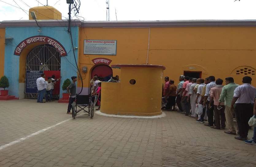 moradabad EXCLUSIVE: अब सूबे की इस जेल का रंग हुआ भगवा,बचाव में ये बोले अधिकारी