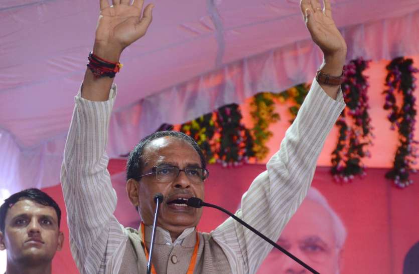 Former PCC Chief Arun Yadav's counter on CM Shivraj Singh 'शिवराजÓ ने तीसरी बार किया नर्मदा का वादा, 'अरुणÓ बोले- झूठा है तेरा वादा