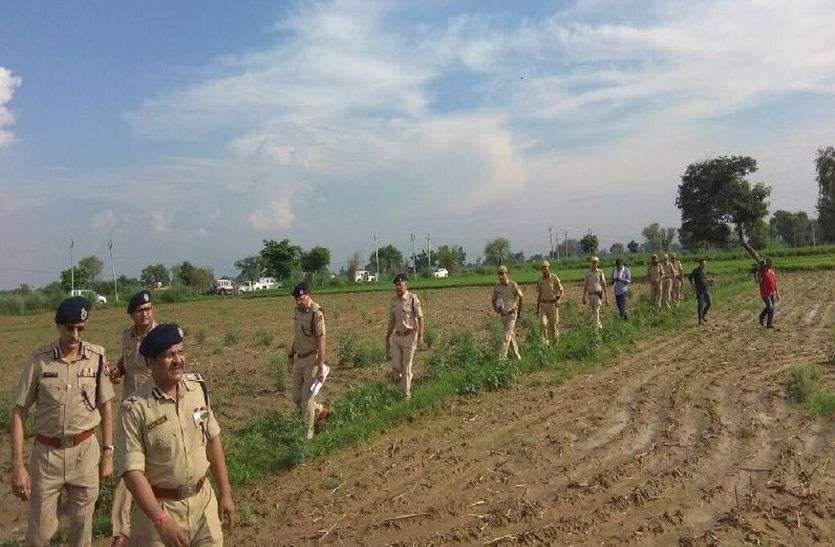 Alwar mob lynching : IG and ADG reach lalawandi village of ramgarh अलवर मॉब लिंचिंग : घटना स्थल पहुंचे आईजी व एडीजी, फिर थाने पहुंचकर कह दी यह बात!