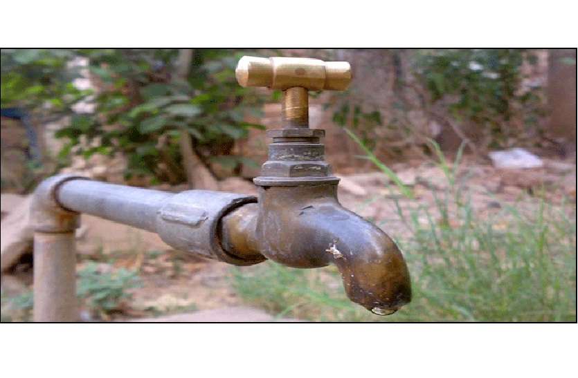 Rajasthan water supply Complaints पेयजल सप्लाई सुचारू नहीं हो सकी, लोग शिकायत करने पहुंचे तो मीना ने कहा— मैं 24 घंटे तो वहां बैठा नहीं रह सकता