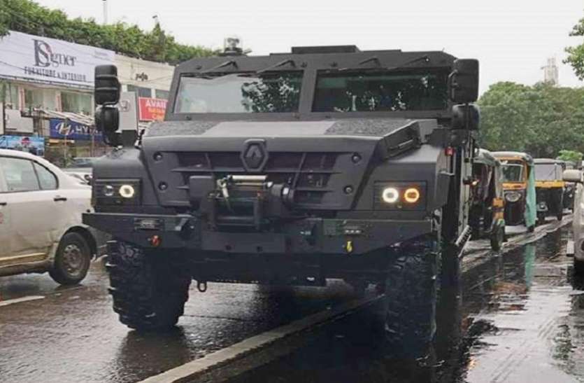 renault sherpa आतंकियों पर सीधा हमला करती है Renault की ये गाड़ी, बम धमाकों का नहीं होता है असर
