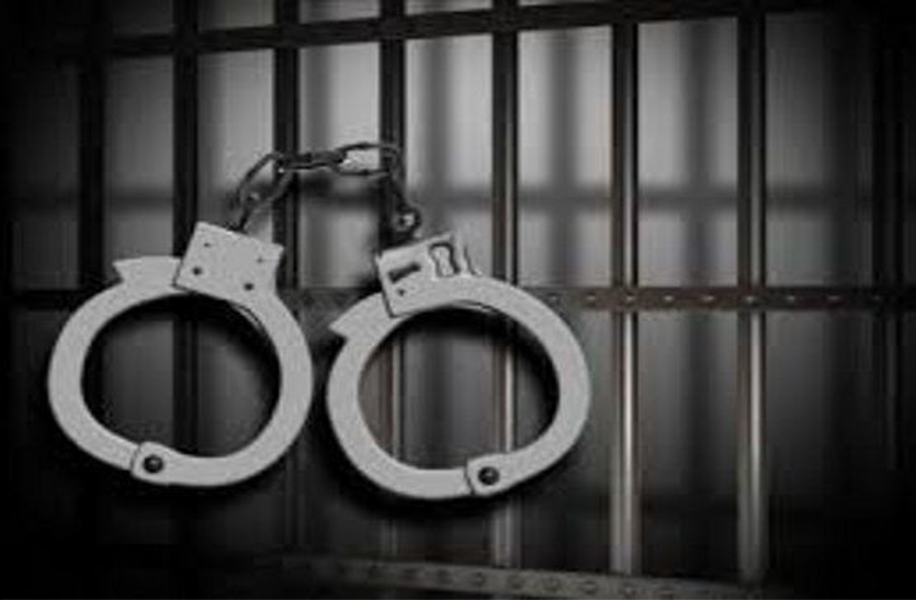 arrest किसानों को मुआवजा भुगतान के मामले में हरियाणा के इस आईएएस अधिकारी के खिलाफ गिरफ्तारी वारंट जारी