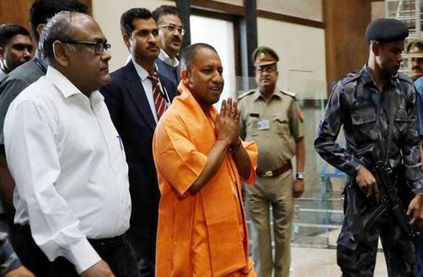 yogi adityanath सीएम योगी के कैबिनेट मेंबड़े फैसले, मैनपुरी में खुलेगा सैनिक स्कूल, कुंभ में अखाड़ों के निर्माण के लिए मिलेगा पैसा