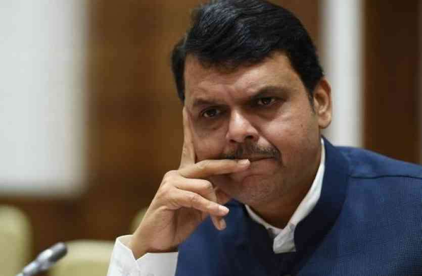 file photo भाजपा मंत्री का दावा, सीएम फडनवीस को हटाने का कोई इरादा नहीं