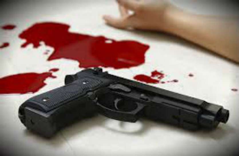 Planned to be called to Murder, not the right place to shoot! लड़की से अफेयर पर प्लानिंग कर मर्डर करने बुलाया, नहीं लगी सही जगह गोली!