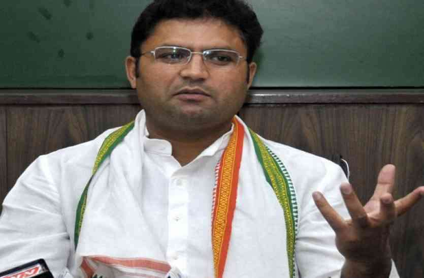 ashok tanwar file photo मीरपुर यूनिवर्सिटी द्वार पर हरियाणा कांग्रेस अध्यक्ष अशोक तंवर की गिरफ्तारी, कांग्रेस का लाठीचार्ज का आरोप