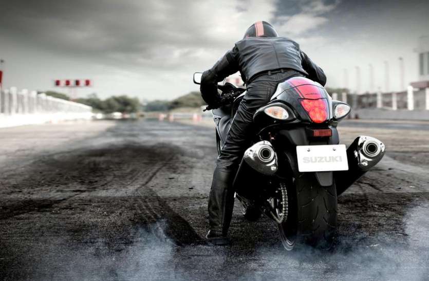 Suzuki Hayabusa देखिए दुनिया की सबसे तेज Bike से, फीचर्स ऐसे कि कारों में भी नहीं देखे होंगे