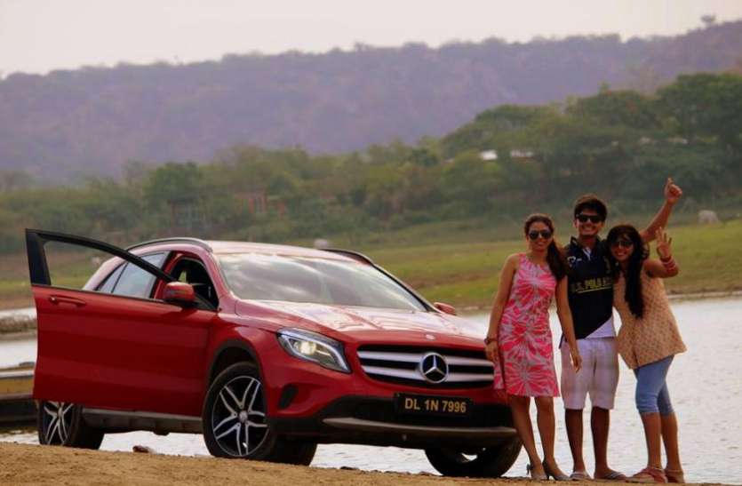 Zoomcar यहां से मात्र 260 रुपये में ले जाएं कार और जहां मर्जी घूमें