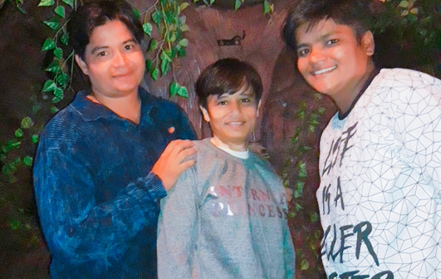 amazing friendship of three girls ऐसी गहरी दोस्ती की हर कोई देता है मिसाल , यूं निभाती है ये तीनों एक दूजे का साथ इसलिए है सबको इनकी दोस्ती पे नाज