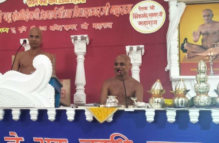 seoni बच्चों को मोबाइल नही संस्कार देना चाहिए