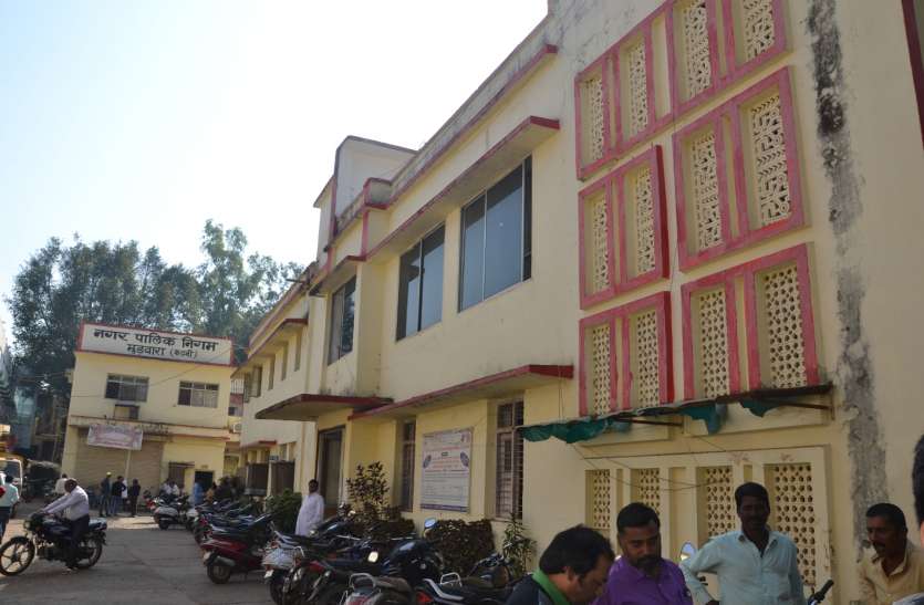 Mayor Naljal scheme इस शहर में चार माह से 16 हजार गरीब परिवार कर रहे नल कनेक्शन का इंतजार...