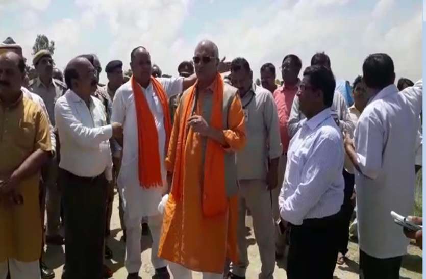 minister सिंचाई मंत्री ने दिया अजीबो-गरीब बयान, कहा- एक खास स्थान को छूकर ही लौटेगा घाघरा का पानी