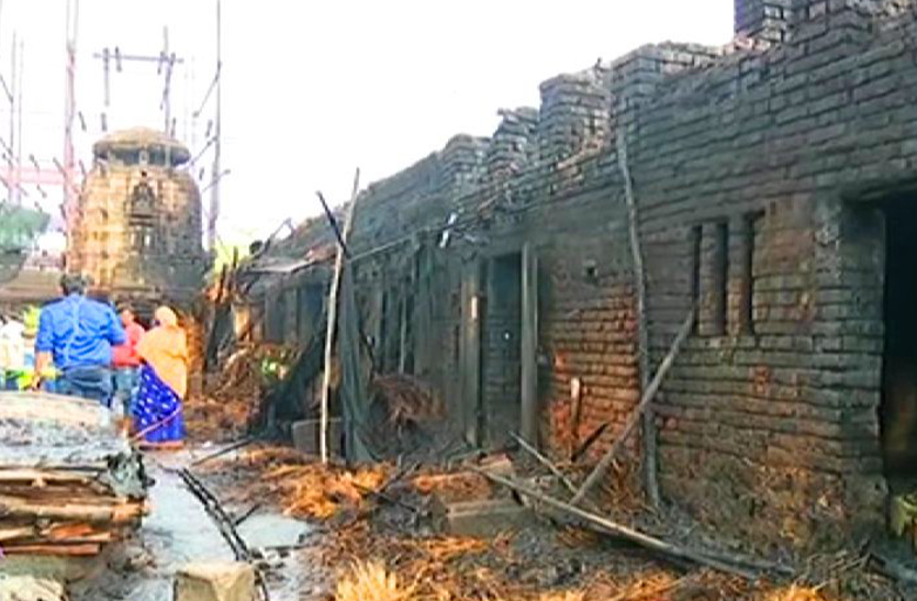 anant vasudev mandir आग से अनंत वासुदेव मंदिर के 22 कमरे राख