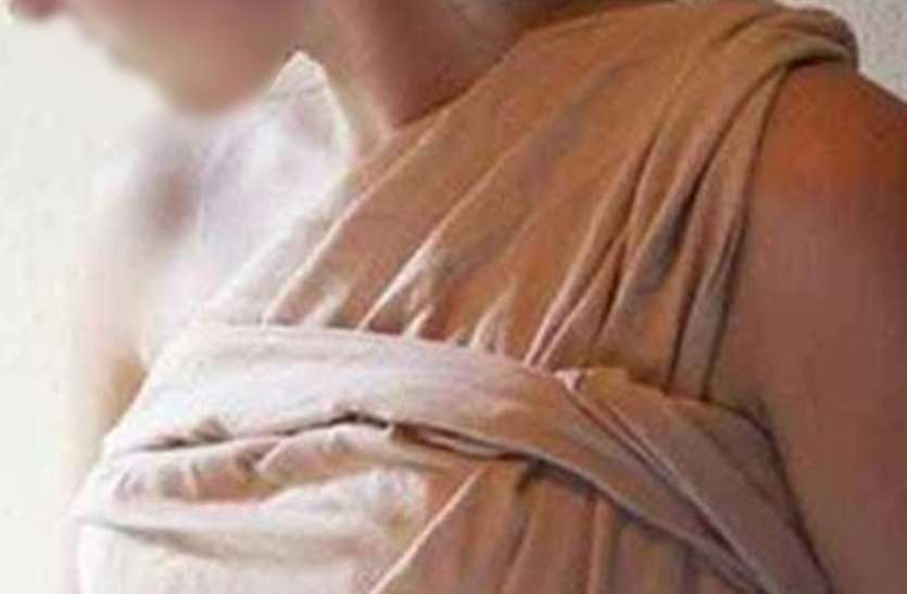 wife नशे की हालत में पति ने पत्नी के साथ किया ऐसा खौफनाक काम, बिना कपड़ों के महिला पहुंची थाने और...
