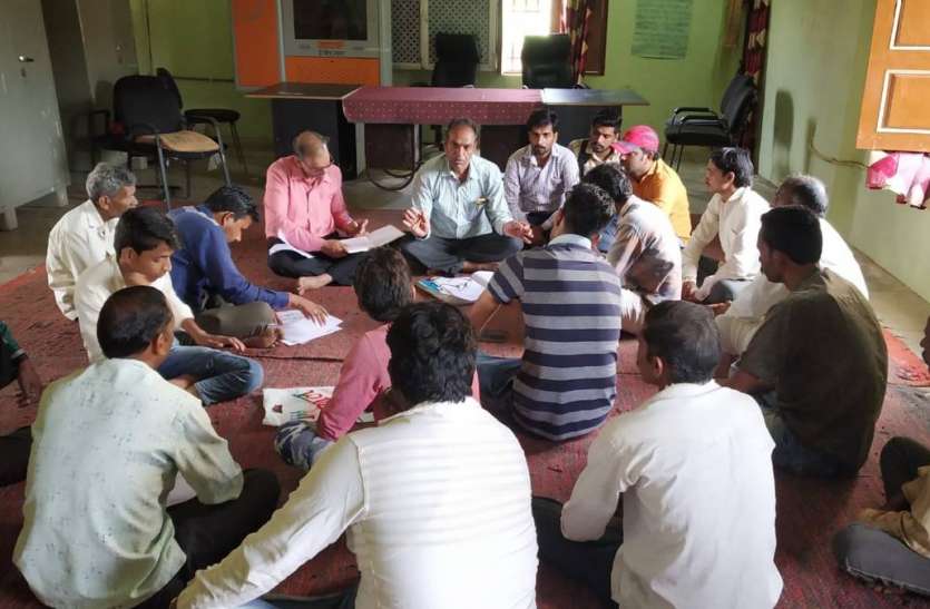pratapgarh तैयारी में अनुपस्थित विद्यालयों पर होगी कार्रवाई