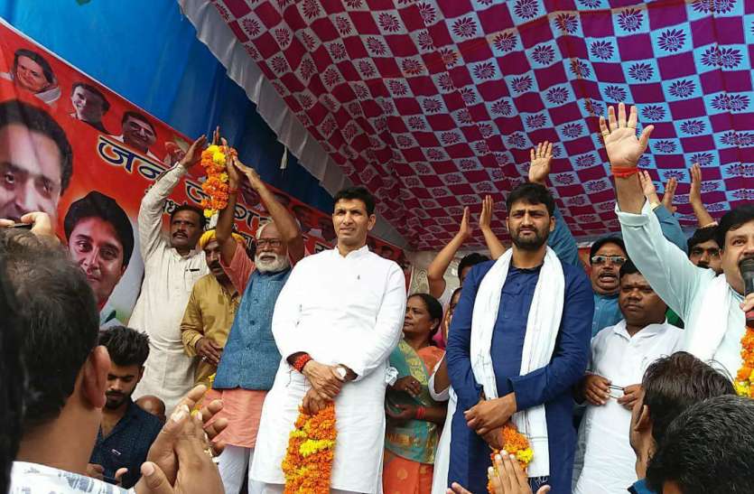 Need to understand Thugraj in the state प्रदेश में ठगराज को समझने की जरूरत