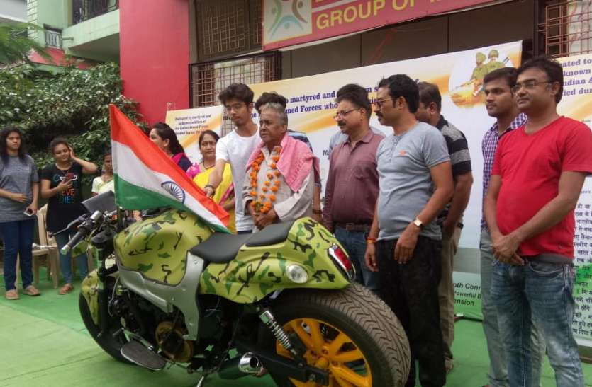 balaghat वैभव ने बनाई ८ गियर की सुपर बाइक अमर जवान देश में नई बाइक का किया आविष्कार