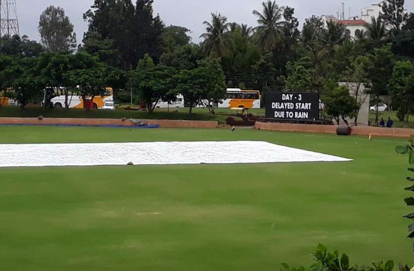 ind s Ind'A' vs Sa'A': बारिश के कारण मात्र 33 ओवर का हो सका खेल, मैच ड्रॉ होने की आशंका