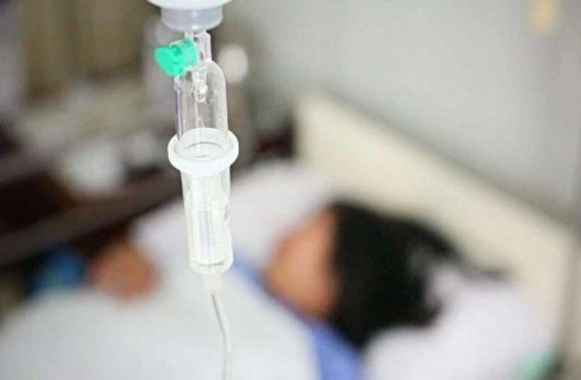 omg ICU में भर्ती युवती के साथ रात में हुई एेसी 'गंदी' हरकत, सुबह मां से बताई ये बातें