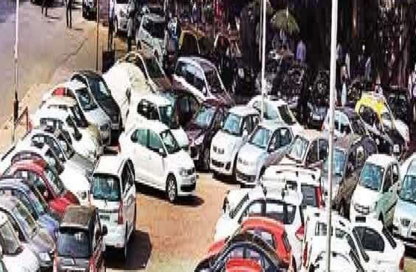 Free parking for one month in multilevel parking of Kankariya कांकरिया के मल्टीलेवल पार्किंग में एक माह तक निशुल्क पार्किंग!