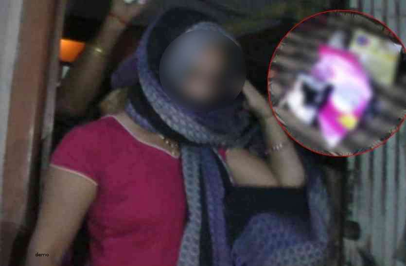 sex racket इस कॉलोनी में खुलेआम चल रहा था जिस्म का व्यापार, पुलिस ने आधी रात दी दबिश तो आपत्तिजनक हालत में मिली ये महिला और