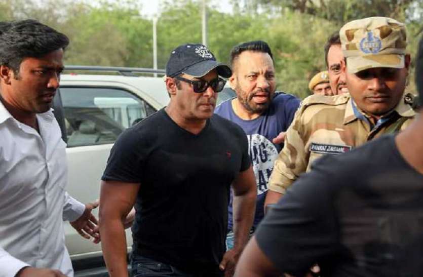 salman khan सलमान खान ने की सड़क पर एक और गलती, चार बार तोड़ा ट्रैफिक नियम