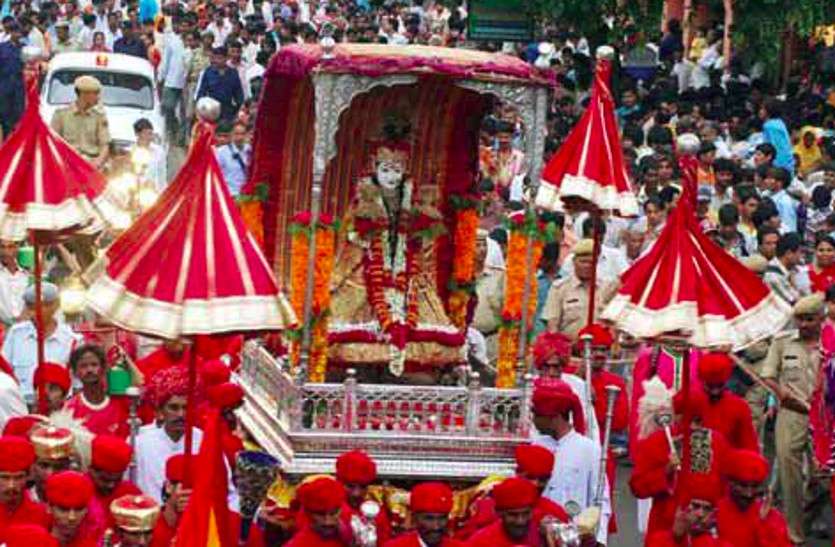Hariyali Teej 2018 Hariyali Teej 2018- गुलाबीनगर में राजसी ठाठ-बाठ से निकलेगी तीज माता की सवारी