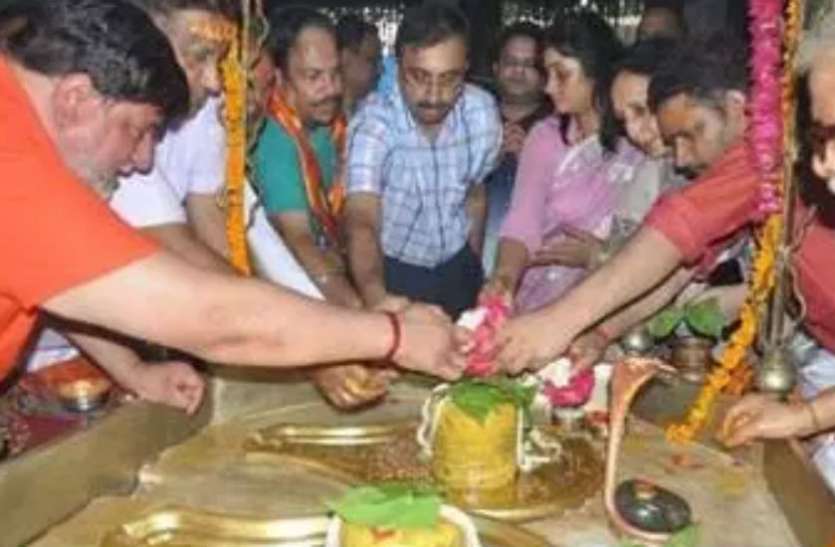 lord shiva पांच हजार साल पुराने शिव मंदिर के कपाट भक्तों के लिए खुले, शुरू हुआ मेला