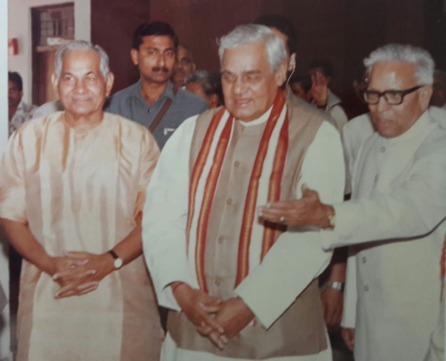 atalji in ajmer-pushkar तीन बार पुष्कर में लगाई थी वाजपेयी ने डुबकी, था तीर्थनगरी से लगाव