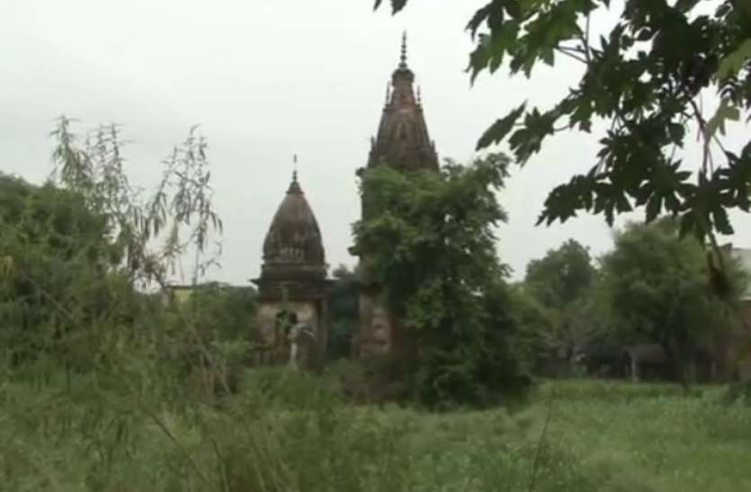 farrukhabad खंडहर में तब्दील हुए अपरा काशी के दो सौ से अधिक शिवालय