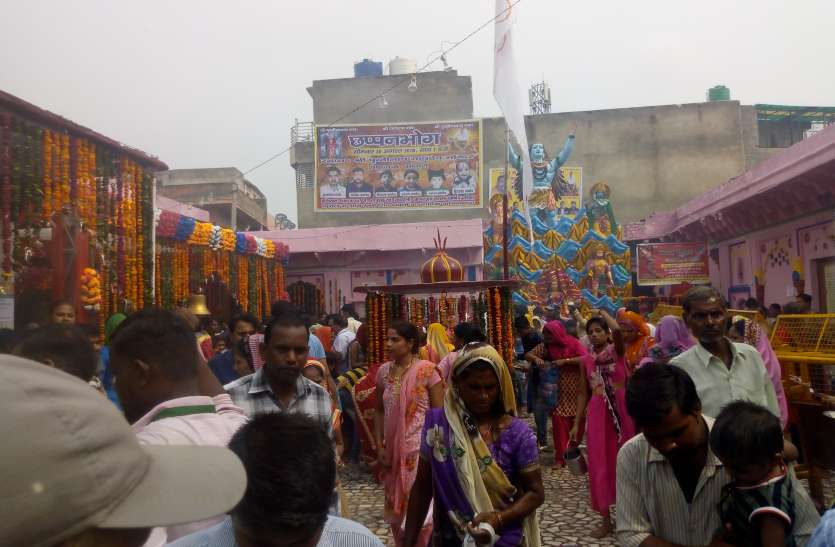 Prithvinath mahadev mandir श्रावण मास के अंतिम सोमवार को पृथ्वीनाथ महादेव पर भक्तों का सैलाब