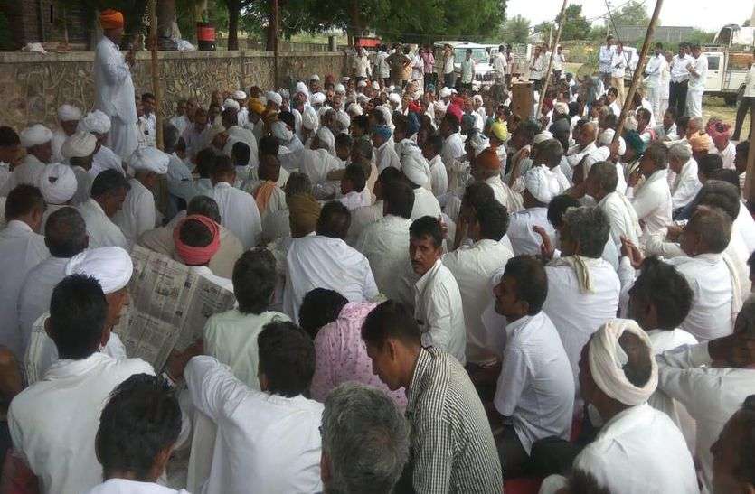 Narmda water भूख हड़ताल पर बैठे सांचौर विधायक की तबीयत बिगड़ी, आश्वासन पर अनशन तोड़ा