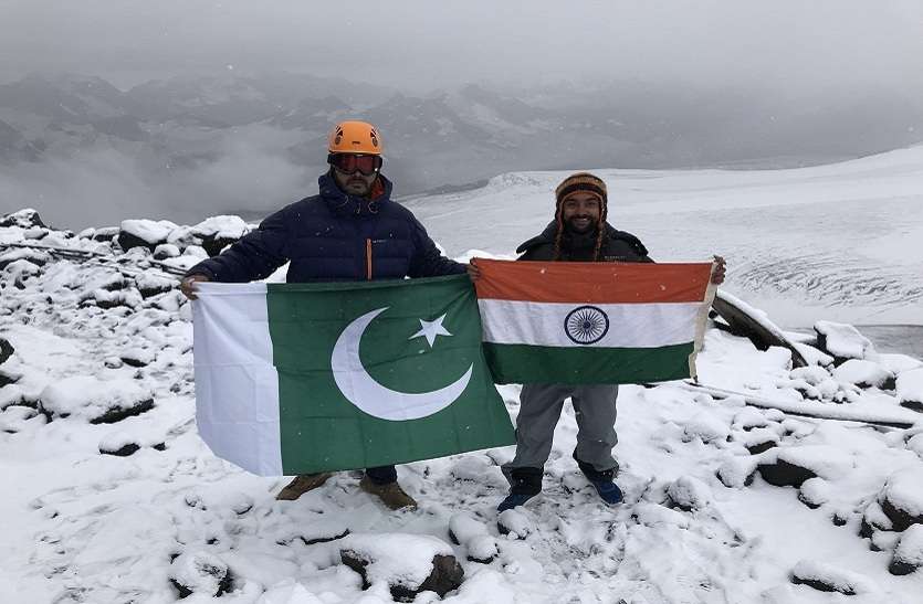 aa एवरेस्ट फतह करने के बाद यूरोप महाद्वीप की सबसे ऊंची चोटी माउंट एल्ब्रुस को किया फतह