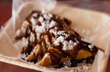 Dark Chocolate samosa recipe इस बार रक्षाबंधन पर घर में बनाएं डार्क चॉकलेट समोसा