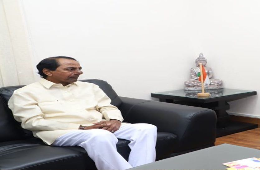 cm kcr भाजपा नेताओं से सीएम की मुलाकात को लेकर कांग्रेस ने तेलंगाना सरकार पर साधा निशाना