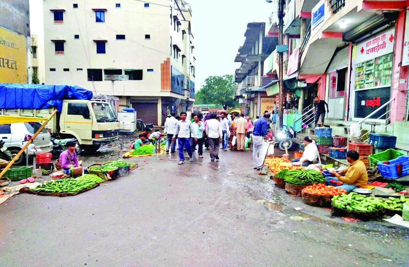 heart bazar सालाना 40 लाख की वसूली सुविधाएं कौड़ी की नहीं