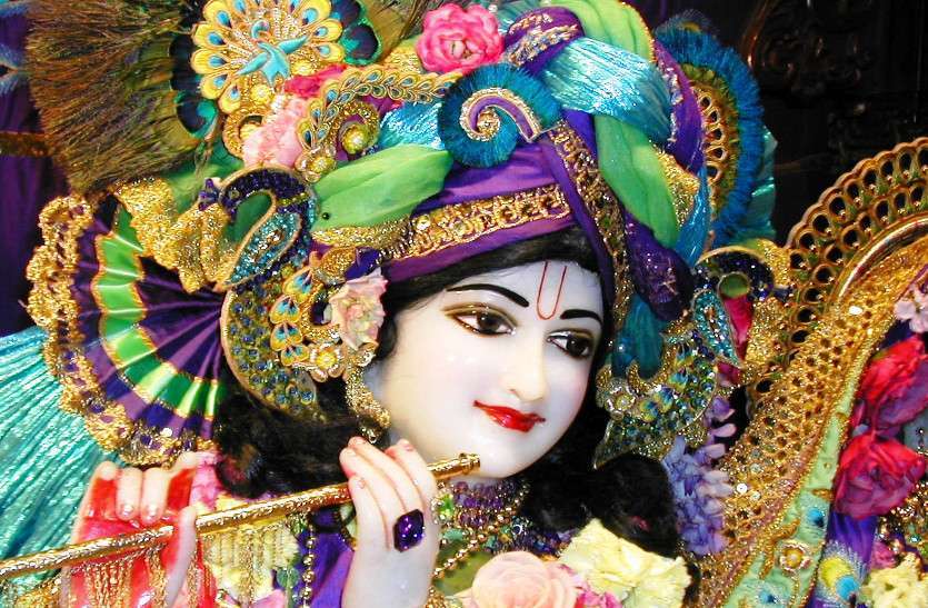 kanha हर्षोल्लास से मनाया कृष्ण जन्मोत्सव
