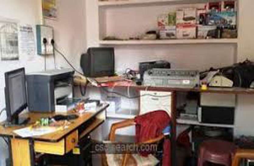 अब सरकारी स्कूलों के कम्प्यूटर भी लगाएंगे दौड़ ,प्रति स्कूल 10 हजार रुपए मिलेंगे अब सरकारी स्कूलों के कम्प्यूटर भी लगाएंगे दौड़ ,प्रति स्कूल 10 हजार रुपए मिलेंगे