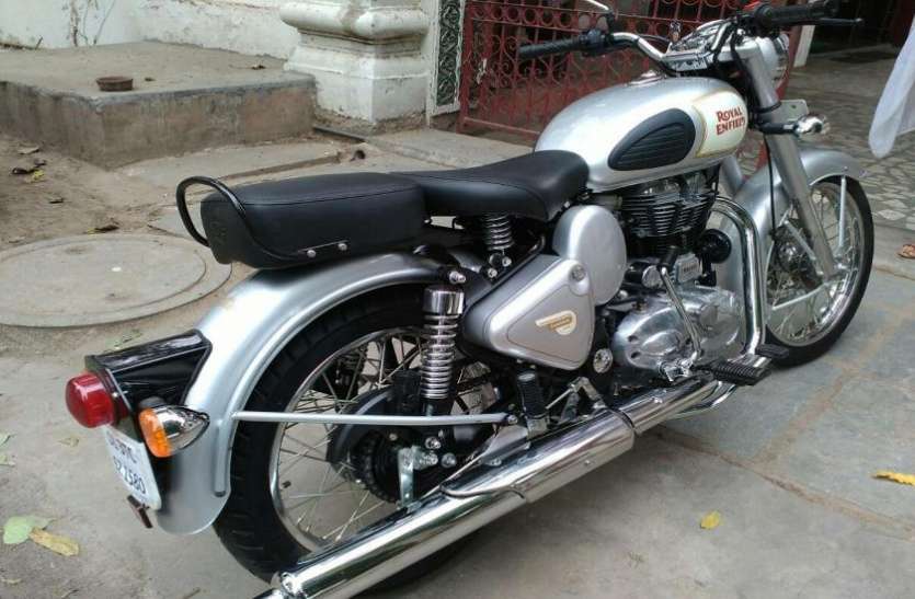 royal enfield classic 350 धड़ल्ले से बिक रही है ये सस्ती बाइक, इसे खरीदने के लिए युवाओं में जबरदस्त क्रेज़