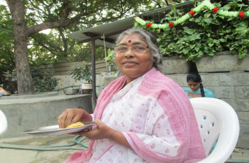 anjina Teachers Day Special : 400 से अधिक बच्चों का जीवन संवार चुकीं अंजिना राजगोपाल