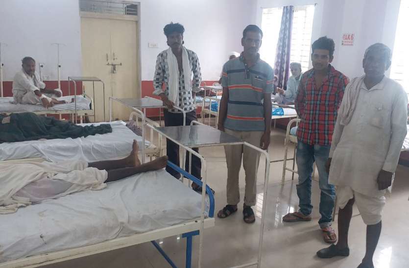 hospital सरकारी अस्पताल में मरीजों का इलाज नि:शुल्क, जांच में हो रहे हजारों खर्च!