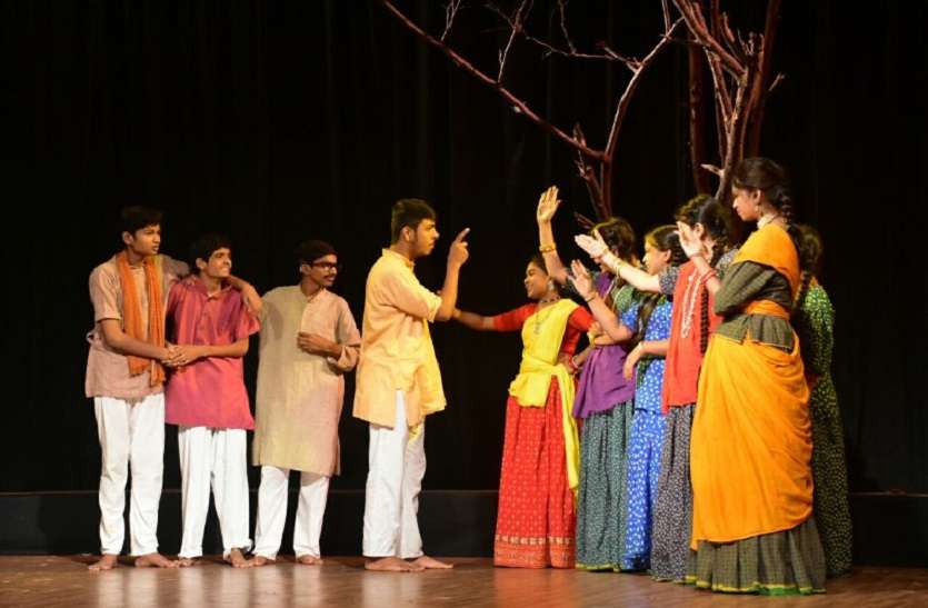 drama एकता से समाज की हर बुराई हो सकती है खत्म