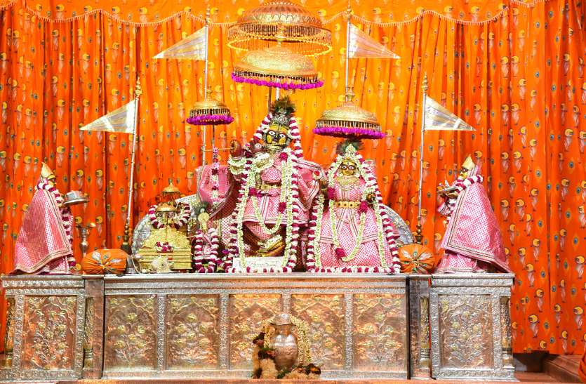 jaipur मध्य रात्रि में 31 हवाई गर्जनाओं के साथ भगवान कृष्ण होंगे प्रकट