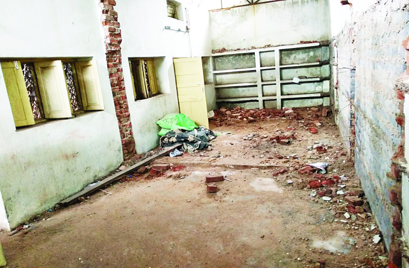 cg news वन विभाग के कर्मचारियों की सेहत बनाने जिम के नाम पर लाखों रुपए गड़बड़ी, चार माह से दौड़ा रहे कागजी फाइल