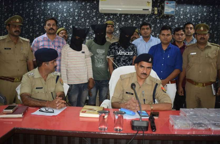 Lootere प्राइवेट वाहन में यात्रियों के साथ लूट करने वाले गिरोह के तीन आरोपियों को पुलिस ने दबोचा