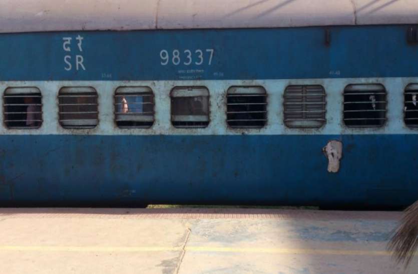 rail कभी सोचा है..रेल के पुराने डिब्बों का क्या होता है? किसी ने नहीं बताया होगा रेलवे का ये राज़