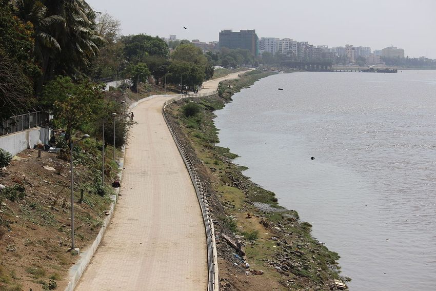 patrika केंद्र लापरवाह, मनपा के सरोकार भी कमजोर