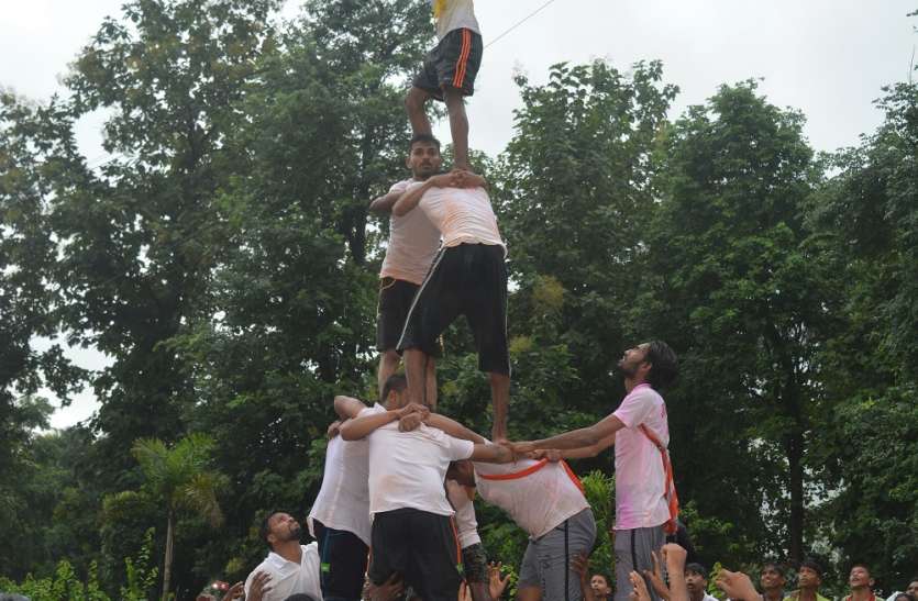janmastmi जिले में रही कृष्णजन्माष्टमी की धूम